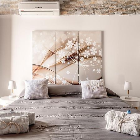 Sofia'S Apt Loft Incantevole Con Terrazza Privata Palermo Exteriör bild