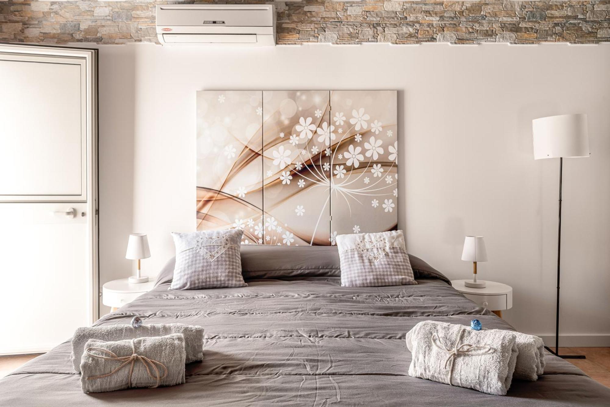 Sofia'S Apt Loft Incantevole Con Terrazza Privata Palermo Exteriör bild
